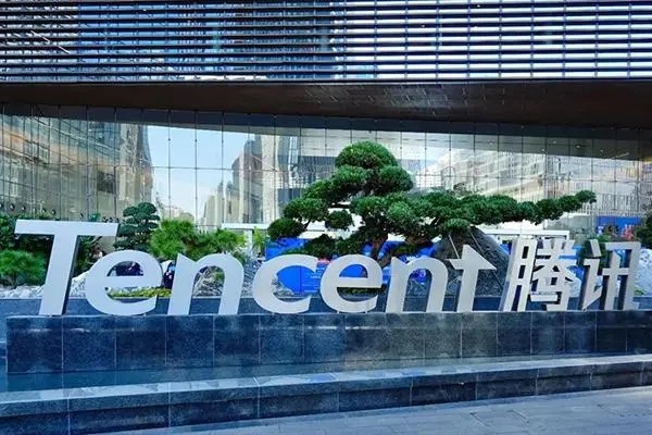 QQ好友怎么一次性拉入黑名单？